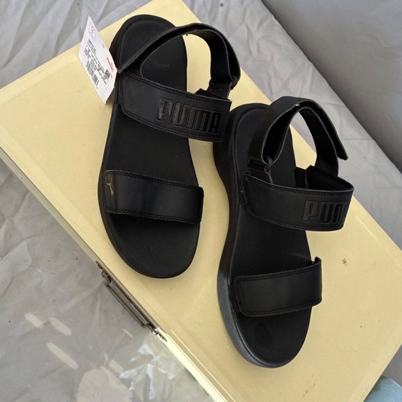 PUMA Lily Slingback  Womens Black Casual Sandals 386331-02 Size 7, Brand New - Picture 3 of 5